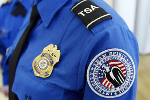 TSA құлыппен саяхаттау кезінде ыңғайлылық пен қауіпсіздік